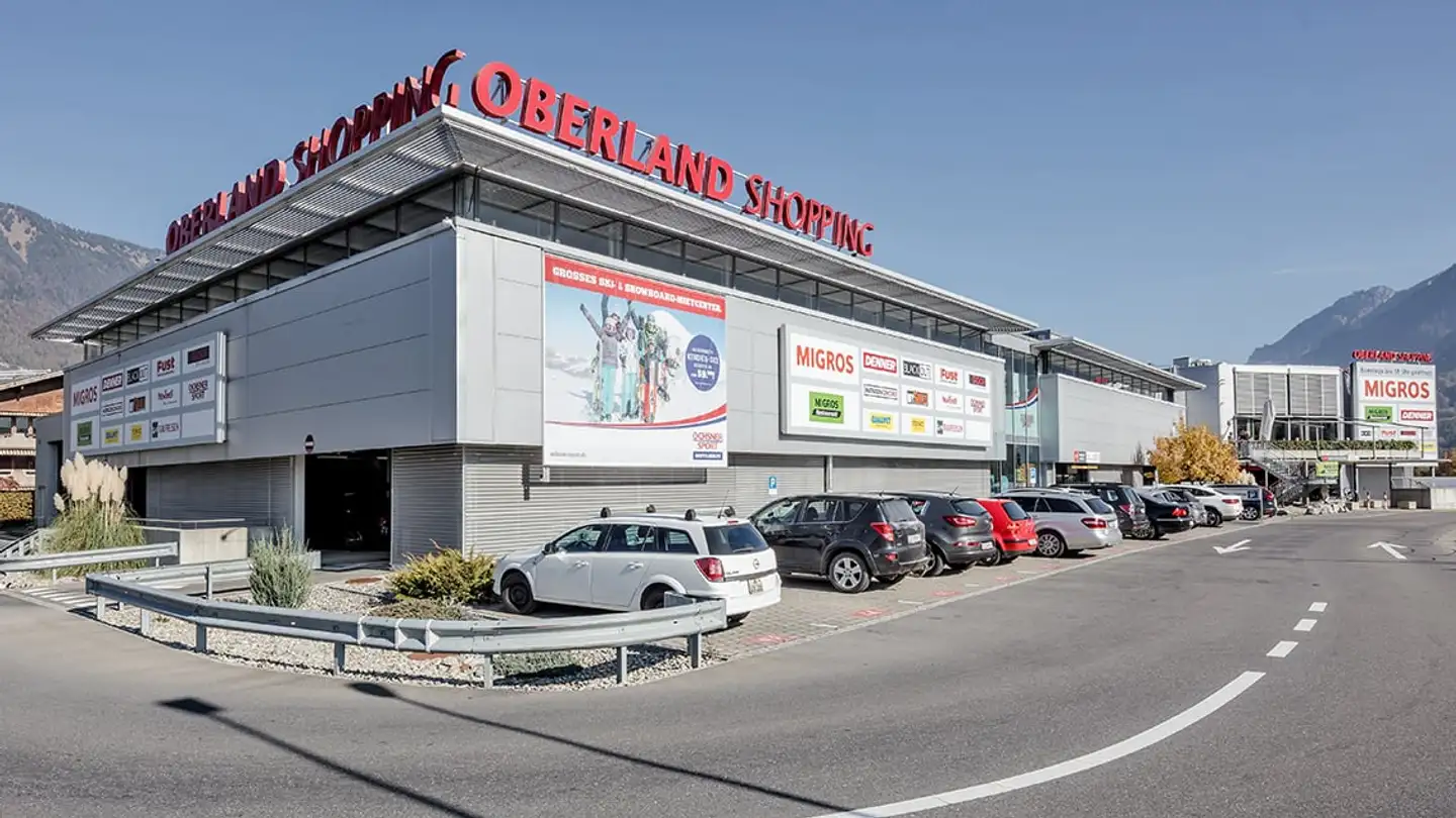 Shopping center for rent - Aegertiweg 33, 3812 Wilderswil