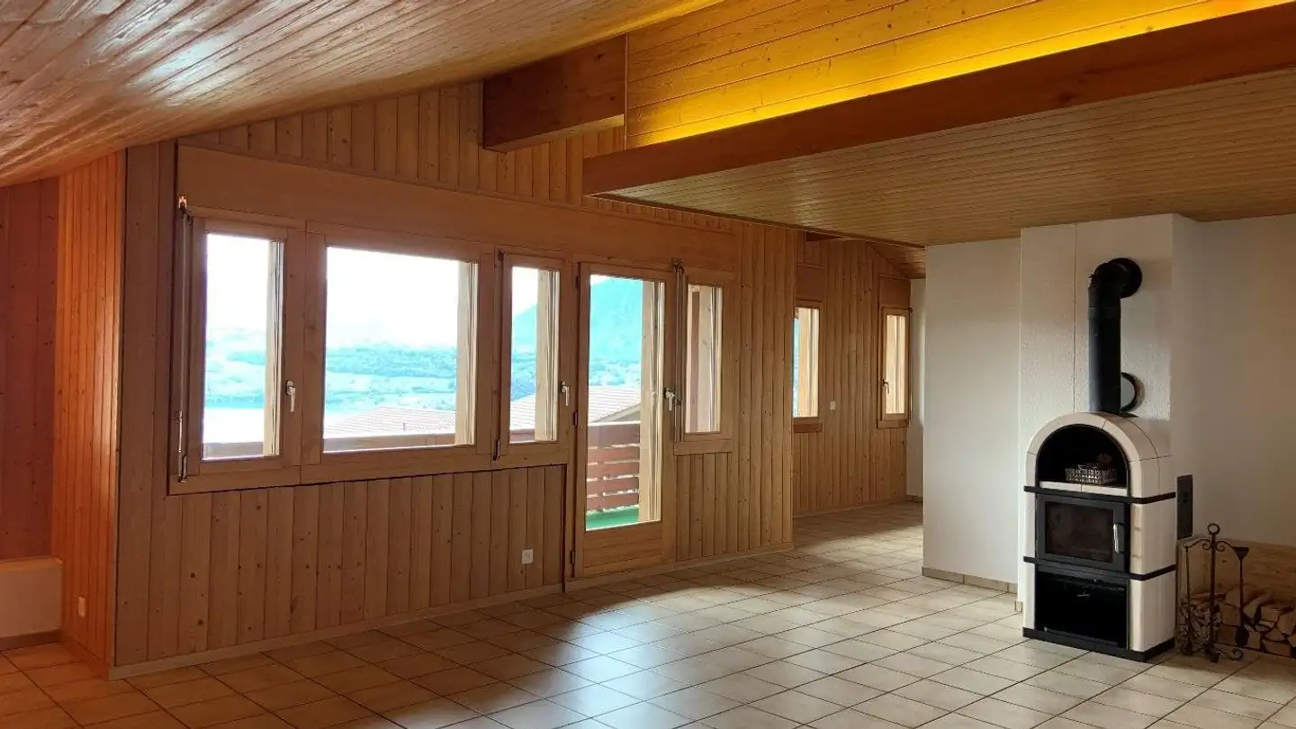 Dachgeschosswohnung mieten - Panoramaweg 4, 3655 Sigriswil - Foto 3