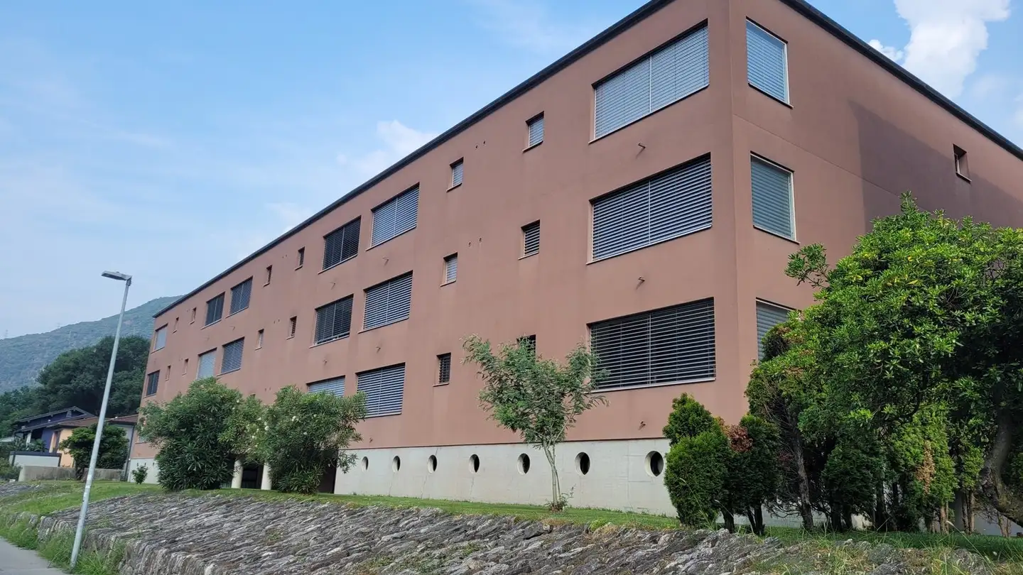 Appartement à louer - Via Ripari Tondi 29, 6500 Bellinzona - Photo 2