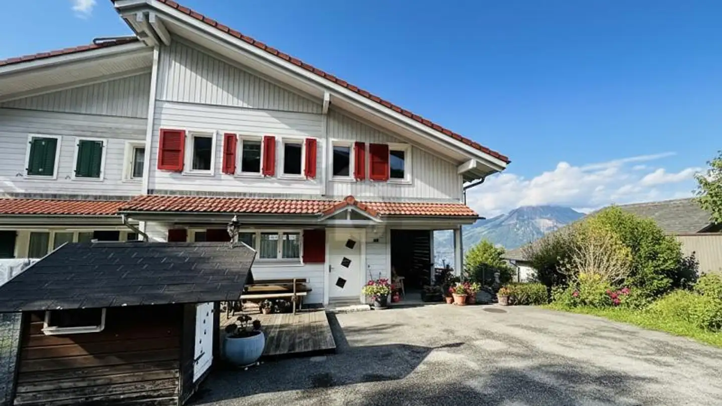 Semi-detached house for rent - 6376 Emmetten