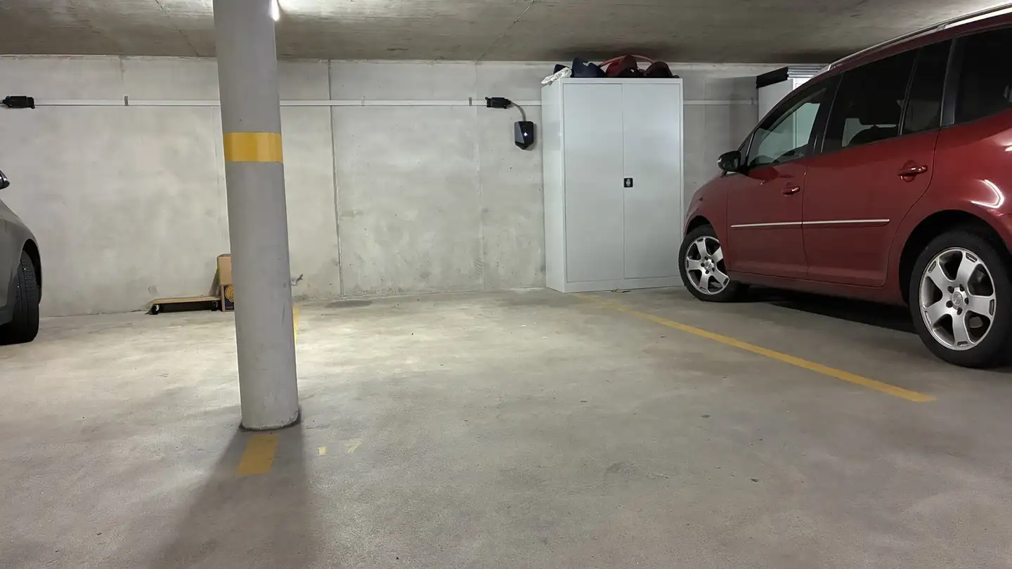 Parcheggio esterno in affitto - Rue Du Rocher 52, 2000 Neuchâtel
