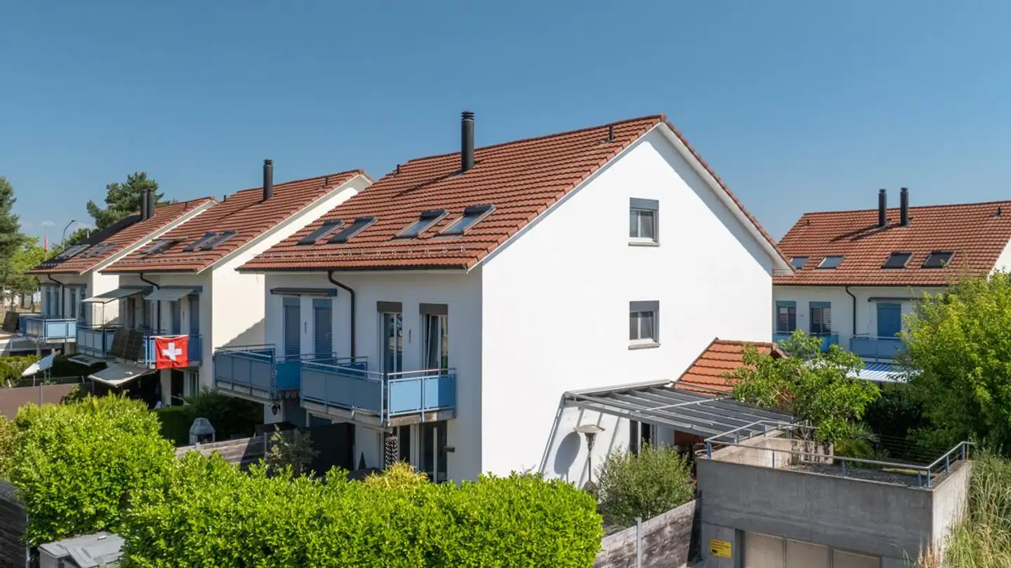 Maison jumelle à vendre - 8153 Rümlang - Photo 2