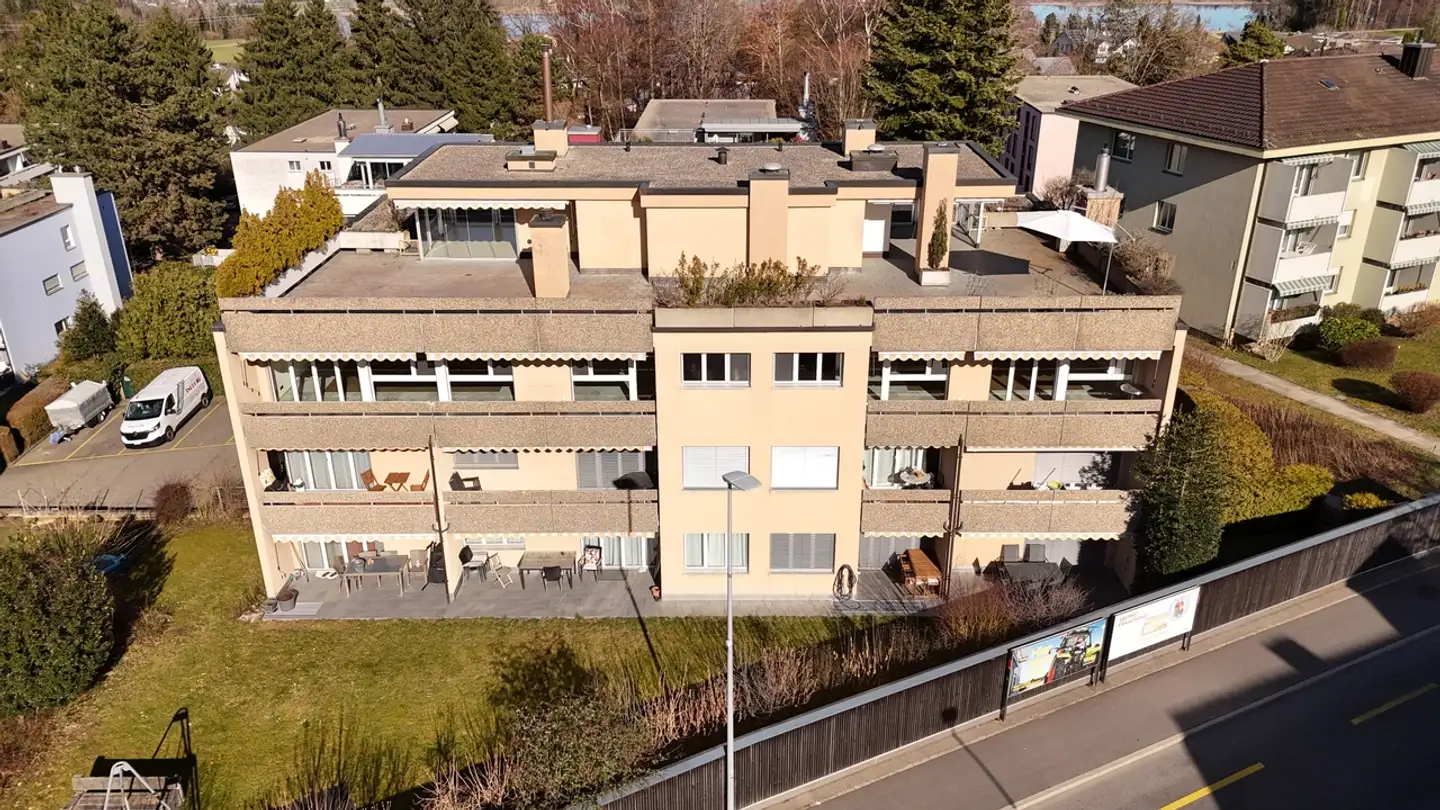 Duplex for rent - Stuhlenstrasse 4, 8123 Ebmatingen