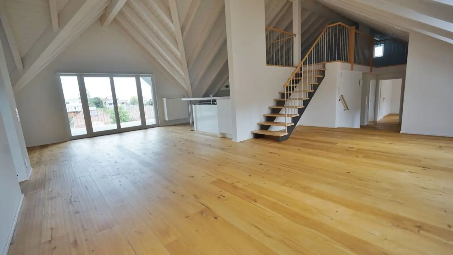 Attique à louer - Ettingerstrasse 15, 4108 Witterswil - Photo 2
