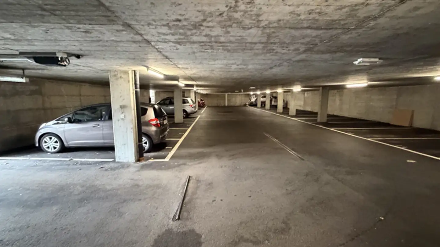 Underground parking space for rent - La Schliff 7, 2900 Porrentruy - Photo 2