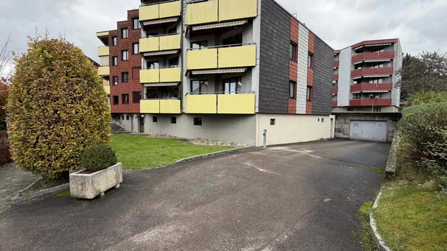 Underground parking space for rent - La Schliff 7, 2900 Porrentruy - Photo 4
