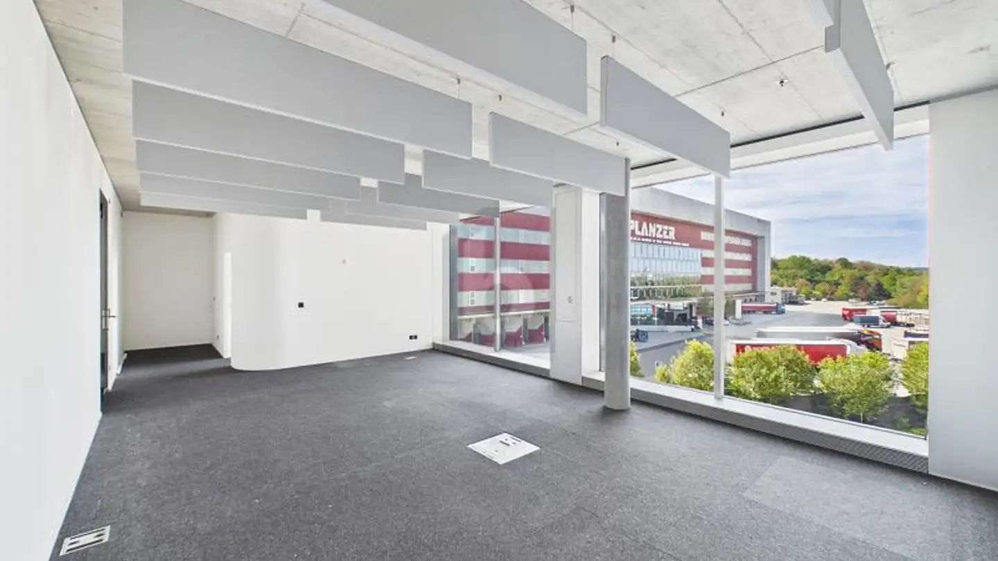 Spazio ufficio in affitto - 4133 Pratteln