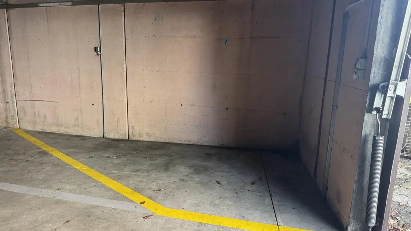Place de parking intérieure pour moto à louer - Konkordiastrasse 6, 9000 St. Gallen