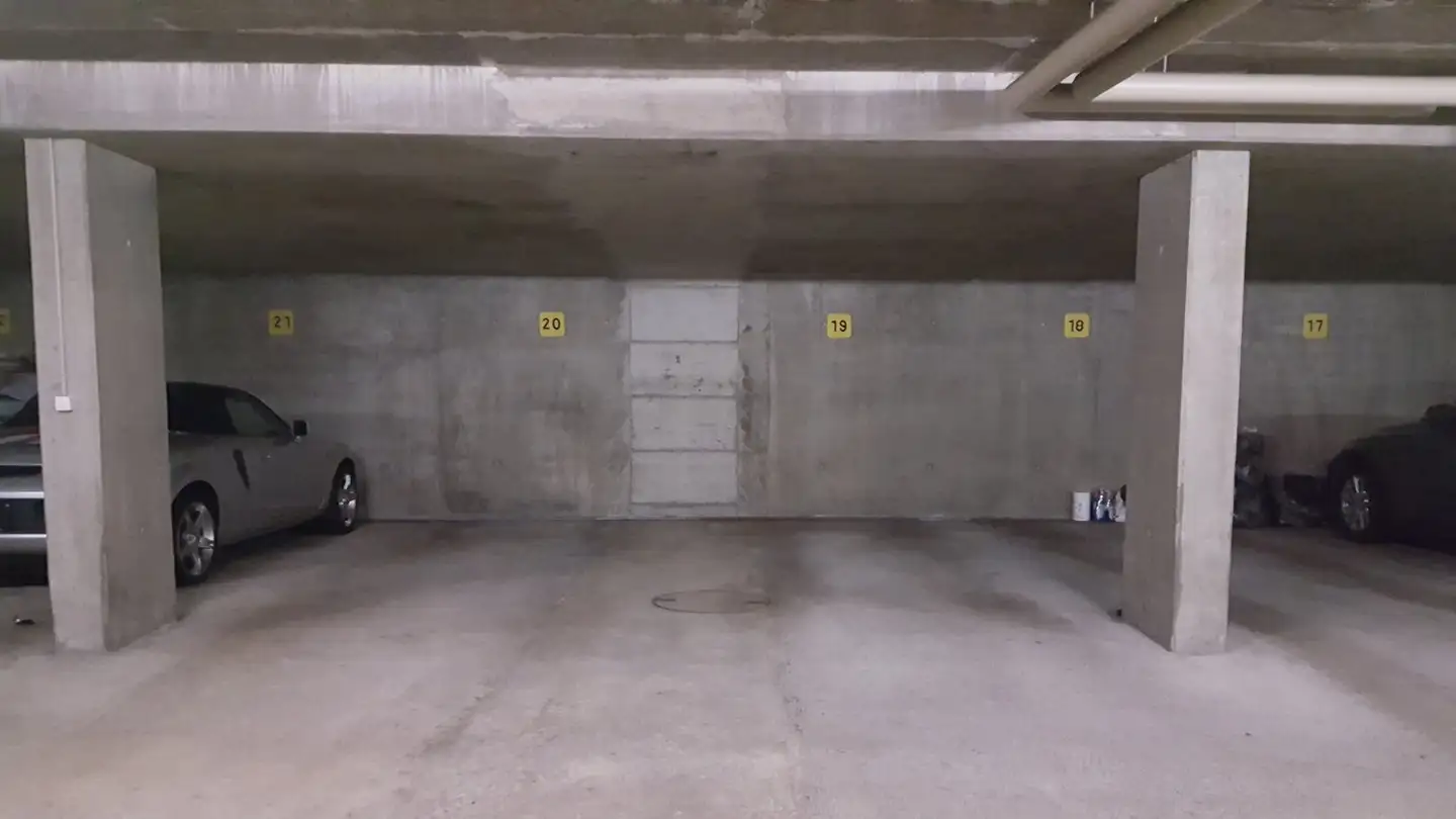 Tiefgaragenstellplatz mieten - Leiernstrasse 19, 3054 Schüpfen