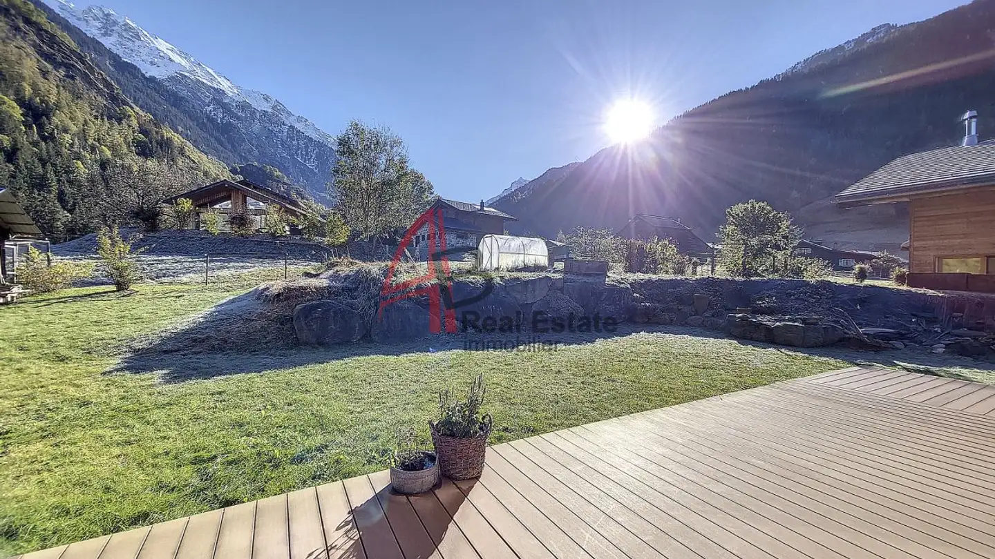 Chalet for sale - 1947 Champsec - Photo 2