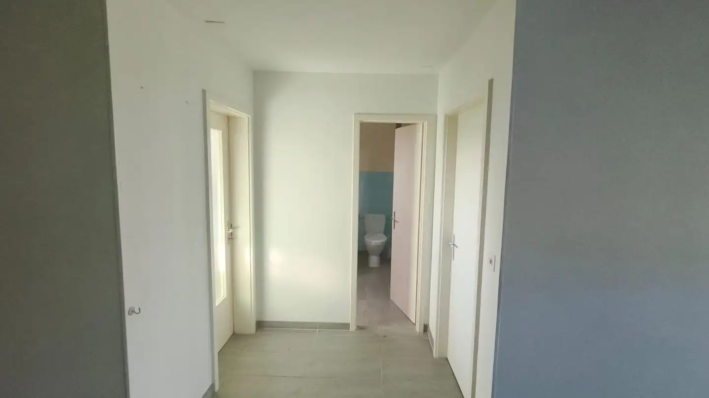 Appartamento in affitto - Rue De La Fleur-De-Lys 31, 2074 Marin-Epagnier - Foto 2