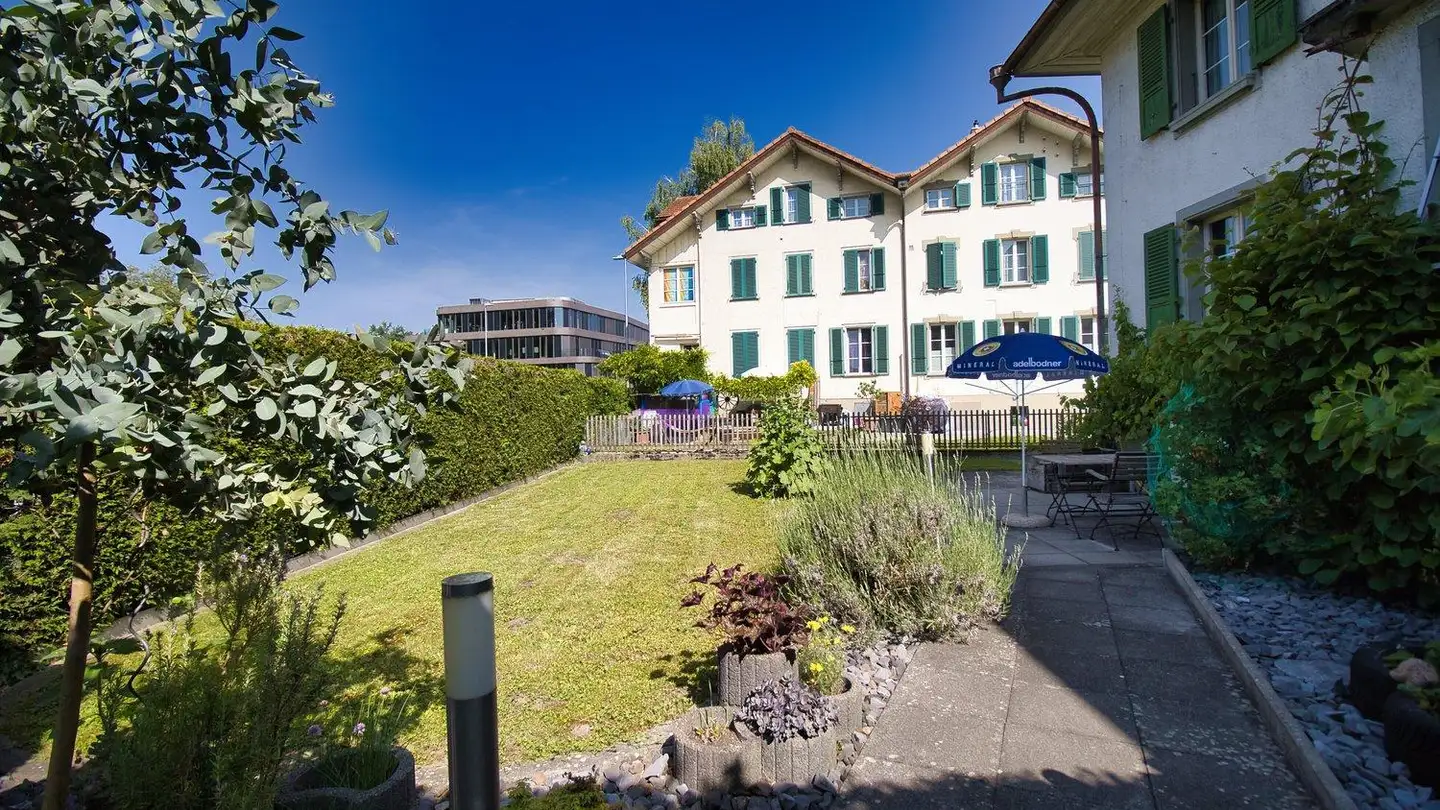 Villa in vendita - Laupenstrasse 4, 3176 Neuenegg - Photo 2