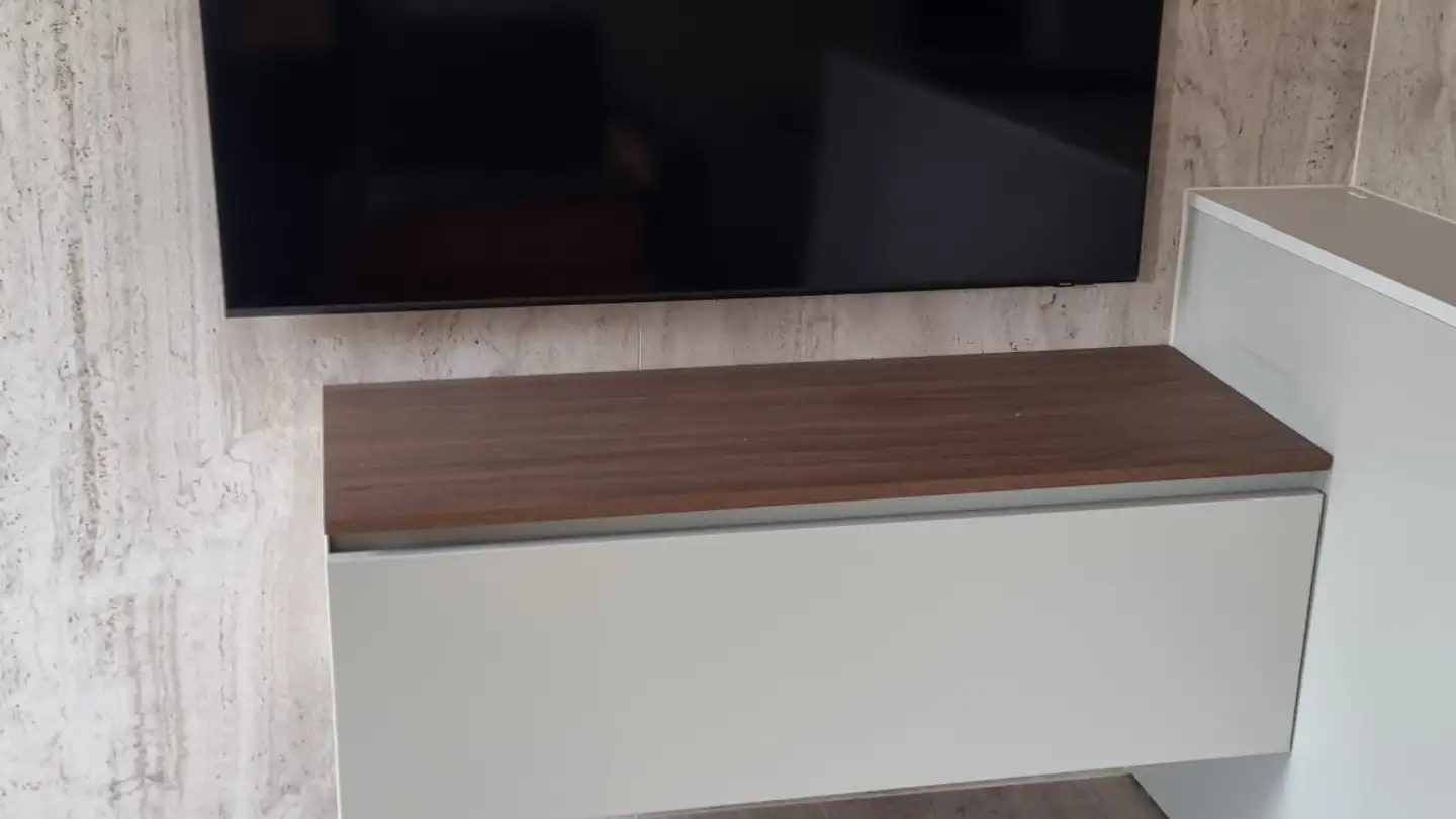 Appartement à louer - 6533 Lumino - Photo 4