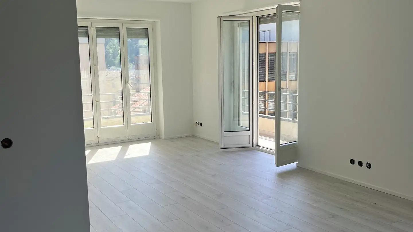 Wohnung kaufen - Via Luigi Lavizzari 2, 6830 Chiasso - Foto 2