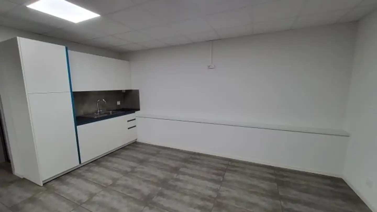 Commerciale in affitto - Route De Lausanne 10, 1400 Yverdon-les-Bains - Foto 2