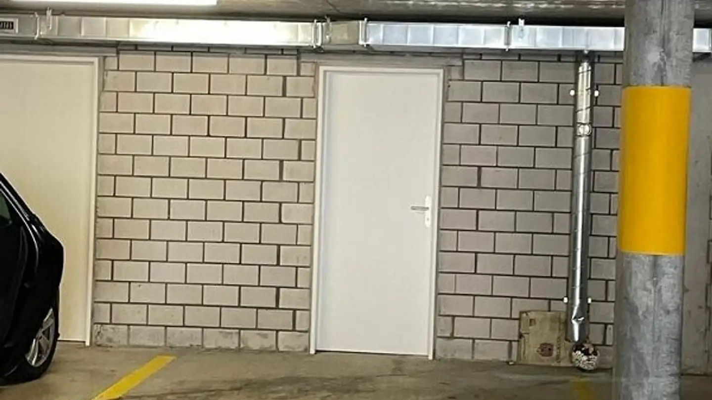 Tiefgaragenstellplatz mieten - Besmerstrasse 48, 8280 Kreuzlingen - Foto 2