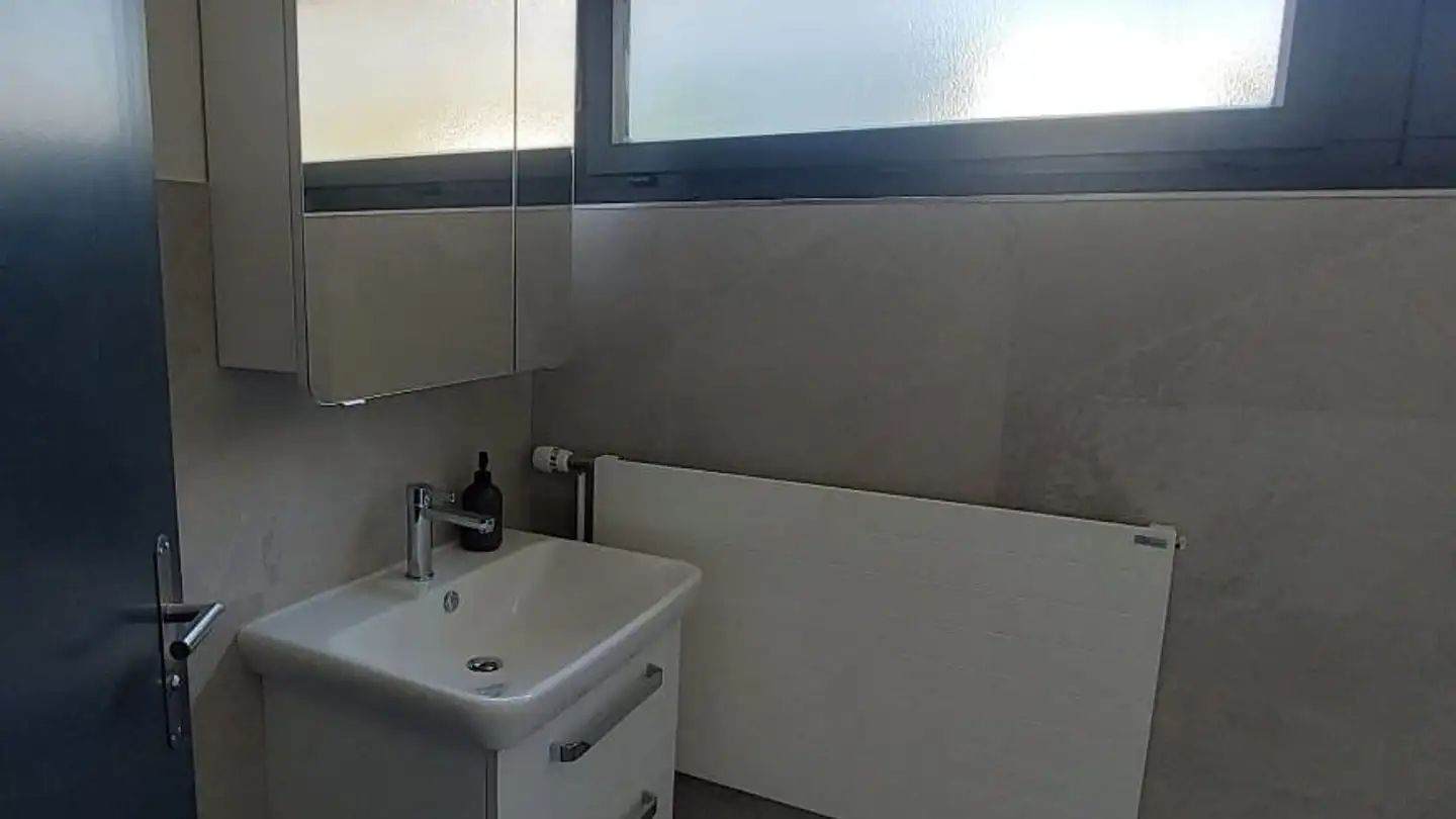 Spazio ufficio in affitto - Landstrasse 71, 8750 Glarus - Foto 2