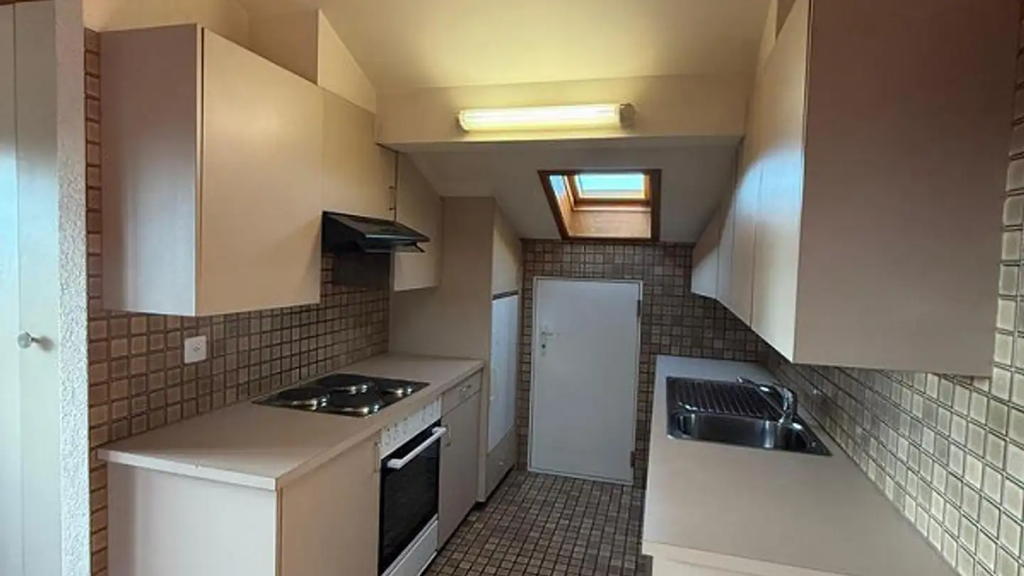 Attic flat for rent - Schwandholzstrasse 30, 1717 St. Ursen