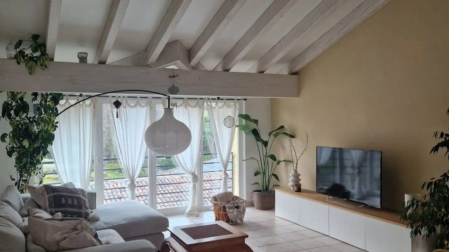 Appartement à louer - Via Ronco 30, 6618 Arcegno