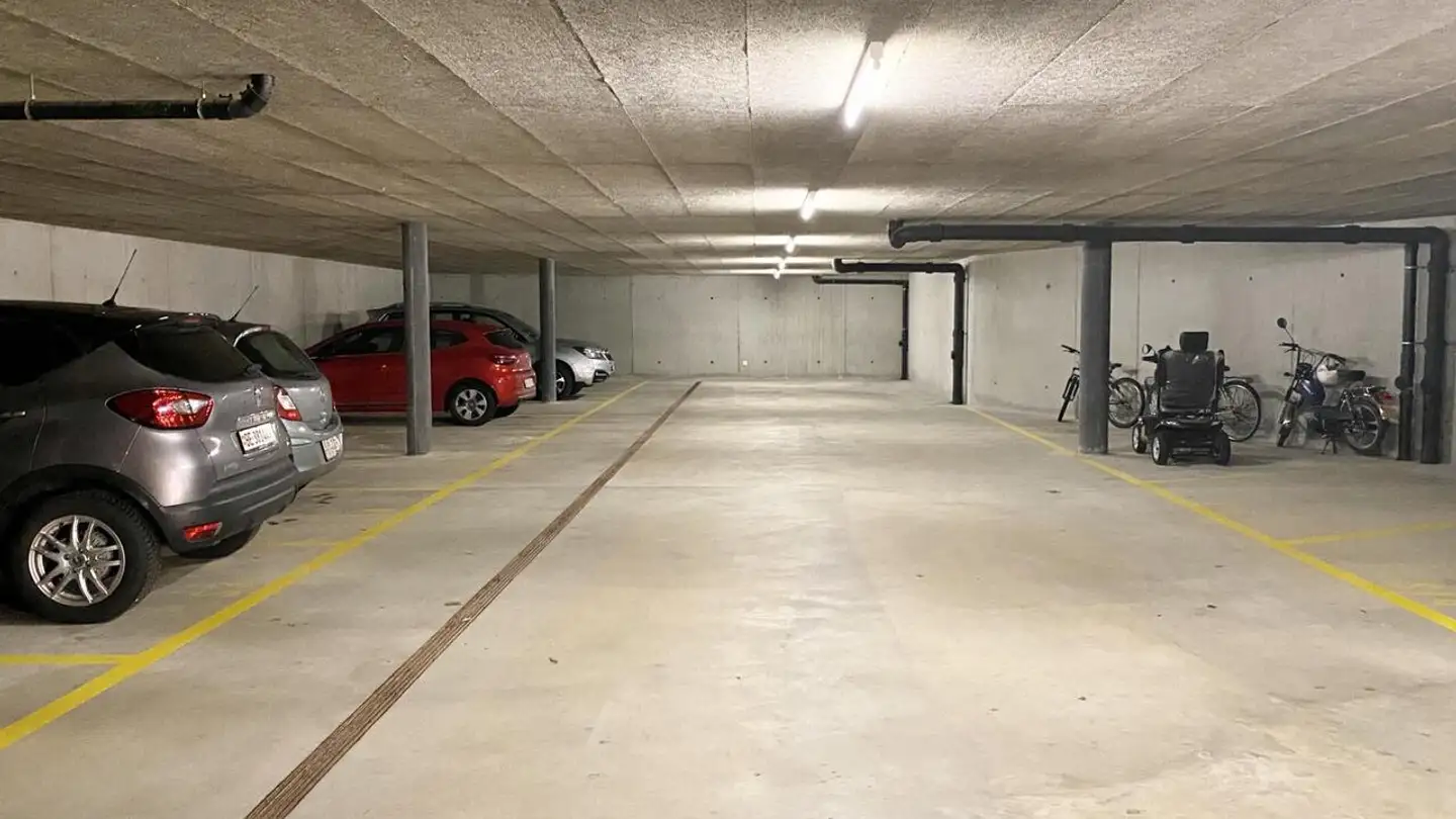 Parcheggio interno in affitto - Route De Chaindon 8, 2732 Reconvilier