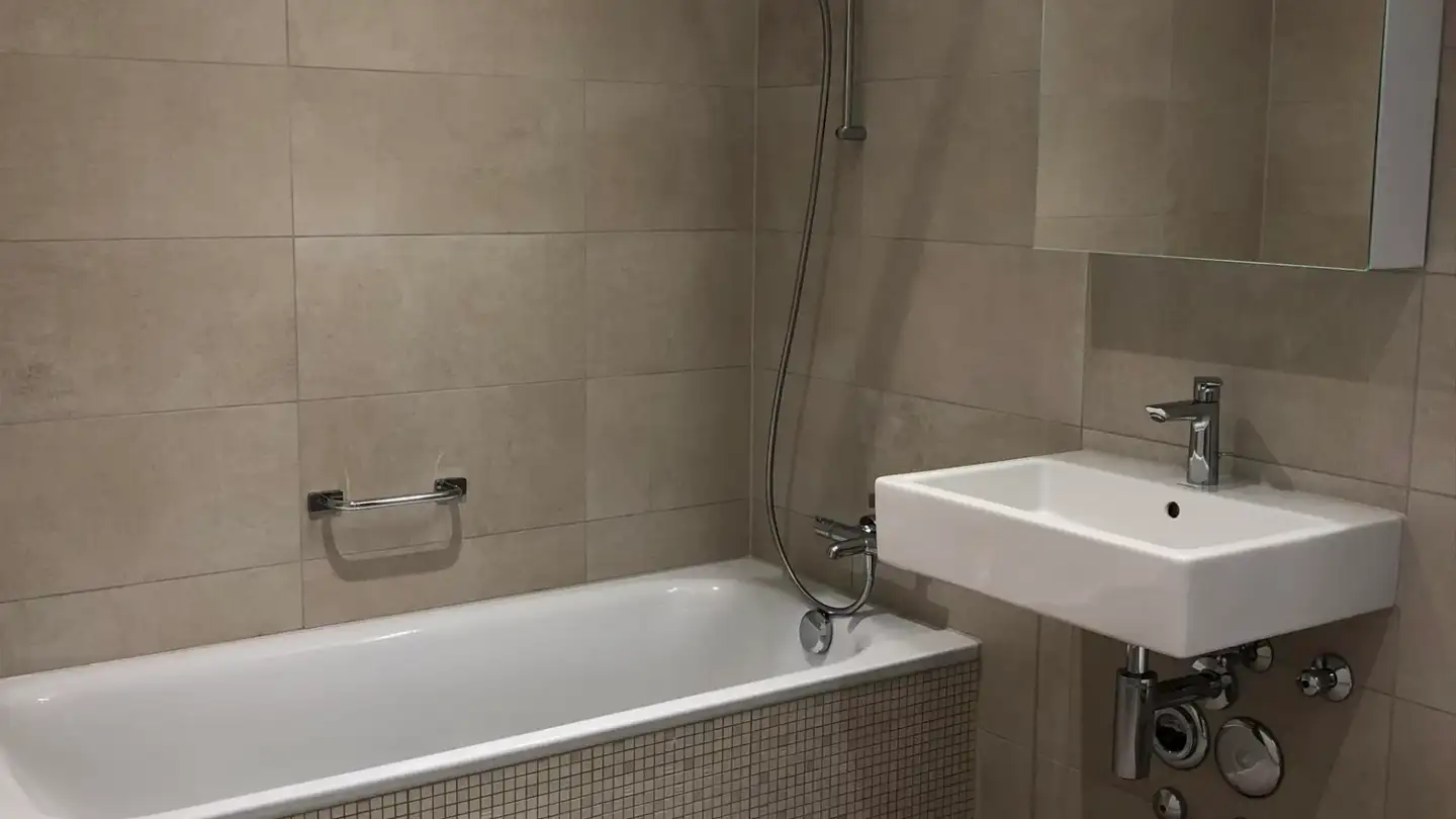 Appartement meublé à louer - Vulkanstrasse 110c, 8048 Zürich - Photo 3