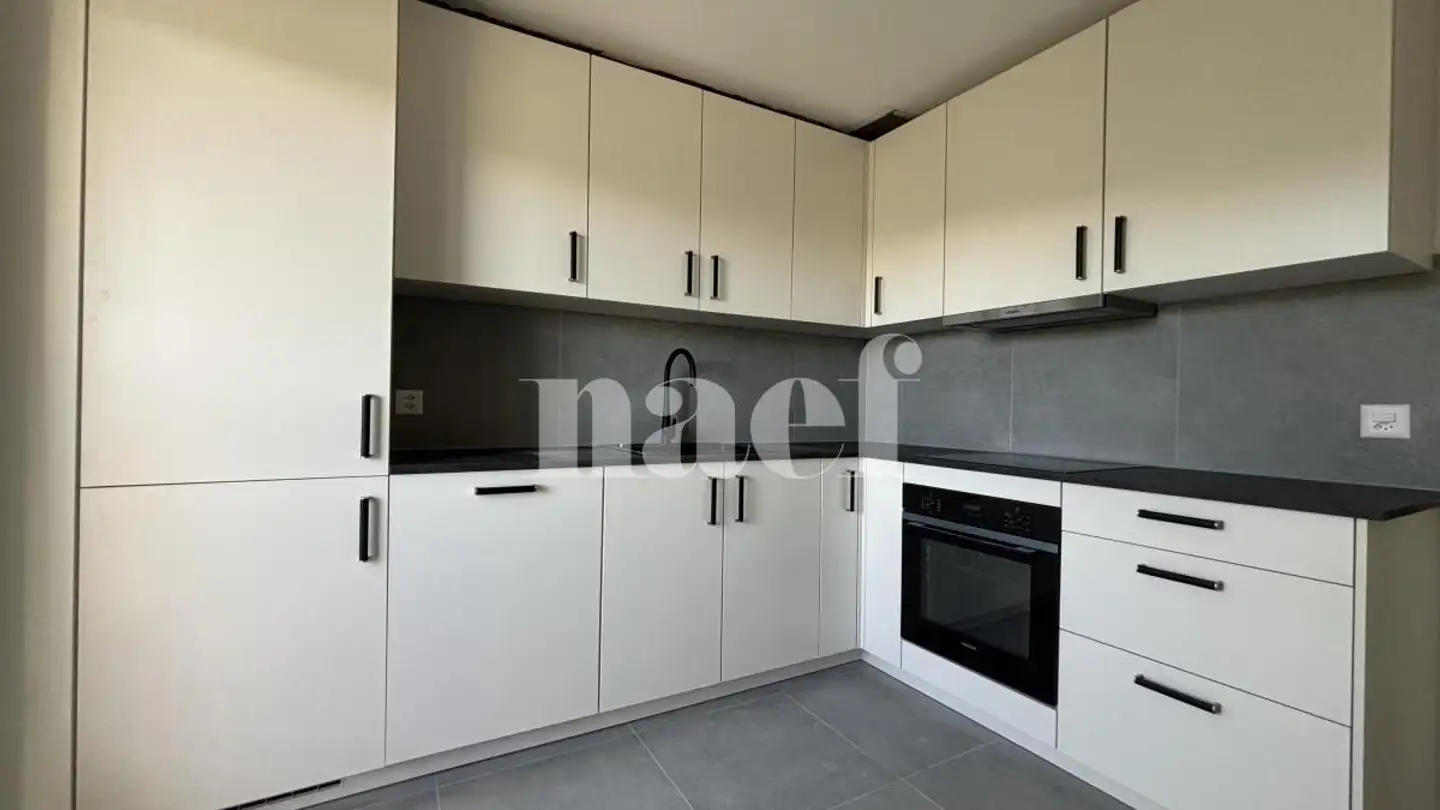 Apartment for rent - Rue De La Croix-Fédérale 48, 2300 La Chaux-de-Fonds