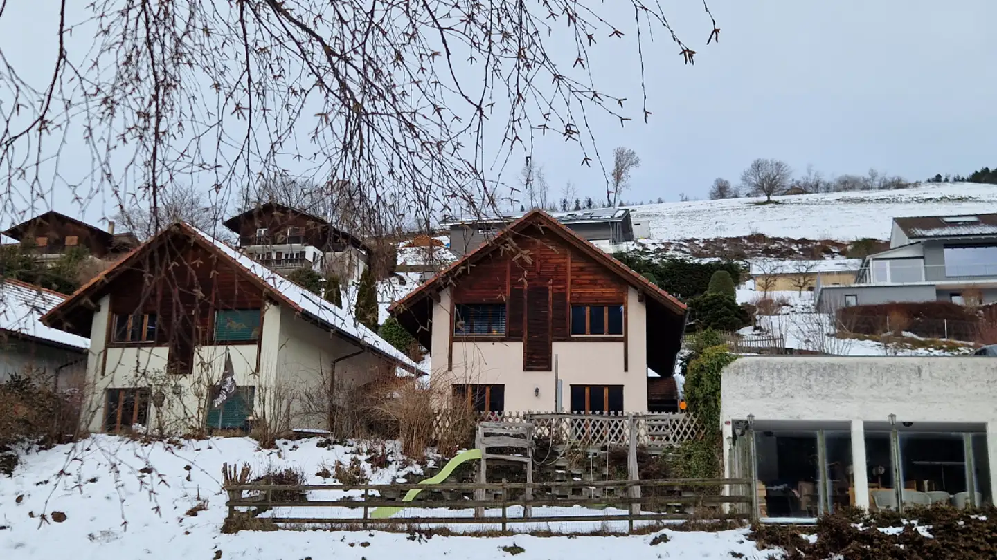 Semi-detached house for rent - Route De Biffé 9, 1653 Châtel-sur-Montsalvens - Photo 2