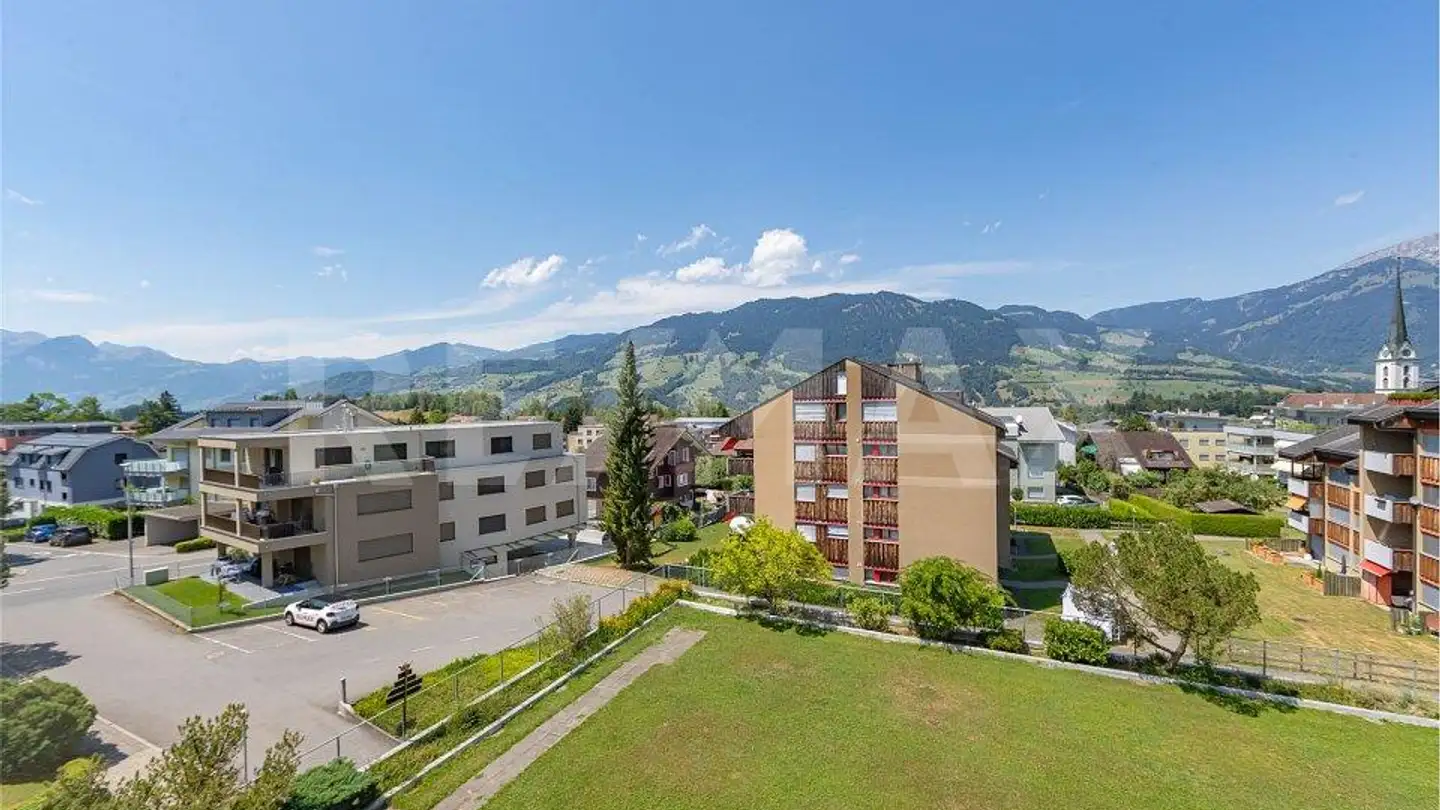 Apartment for sale - 6064 Kerns