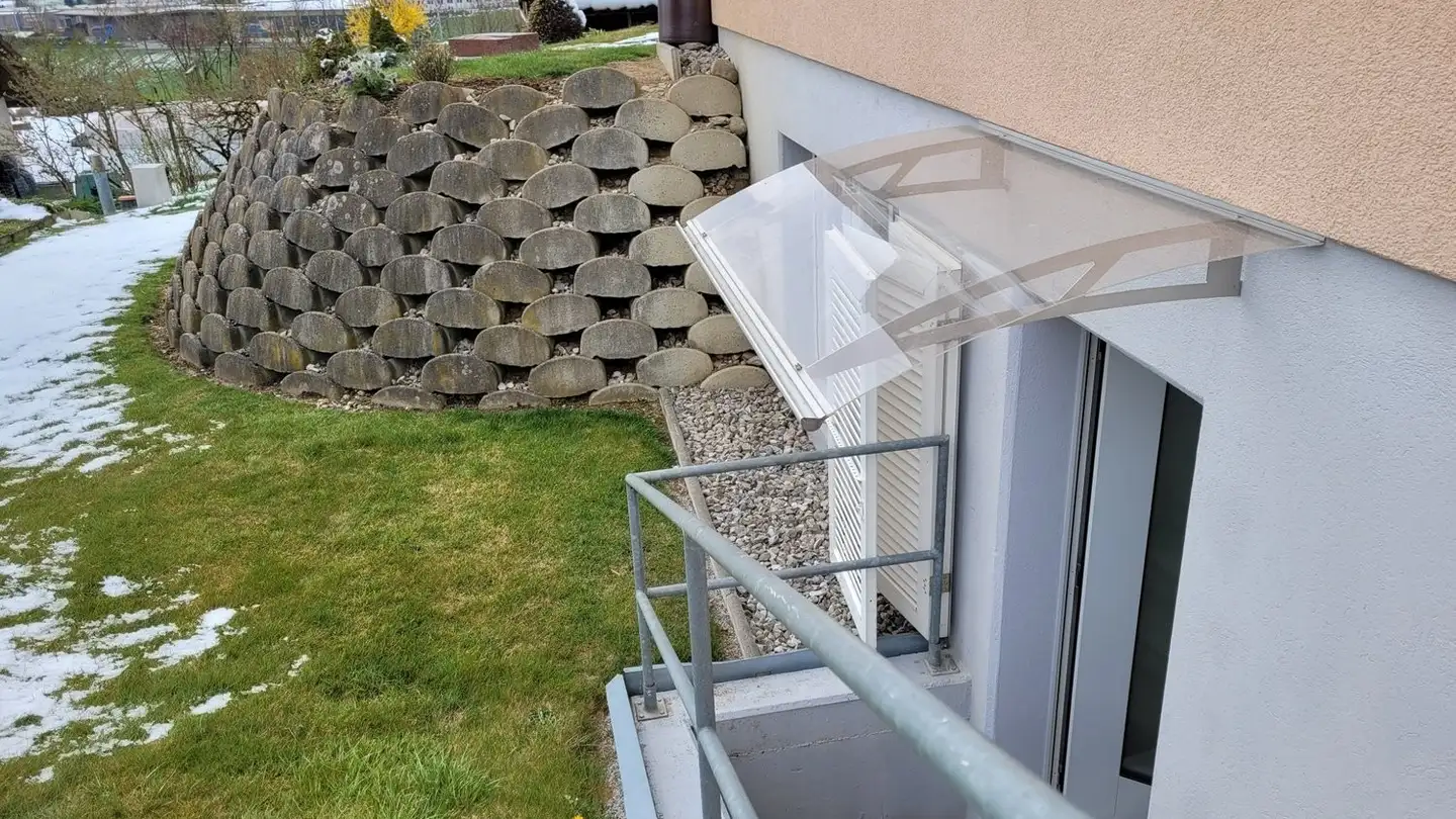 Apartment for rent - Schnydersweg, 1794 Salvenach - Photo 2