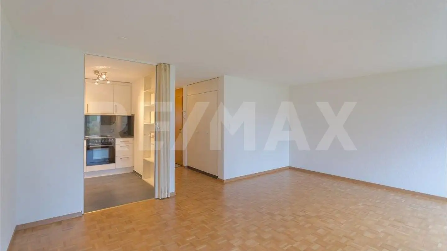 Apartment for sale - 6064 Kerns