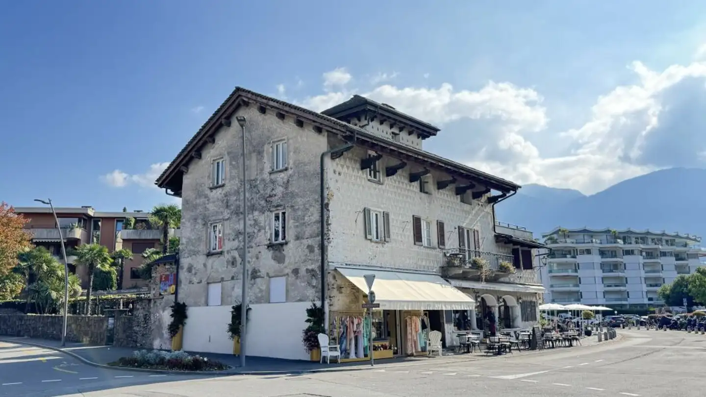Mischgenutztes Gebäude kaufen - Via Albarelle 1, 6612 Ascona