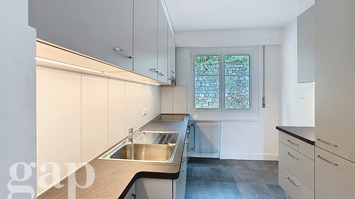 Appartement à louer - Avenue De Collonge 38, 1820 Territet - Photo 2