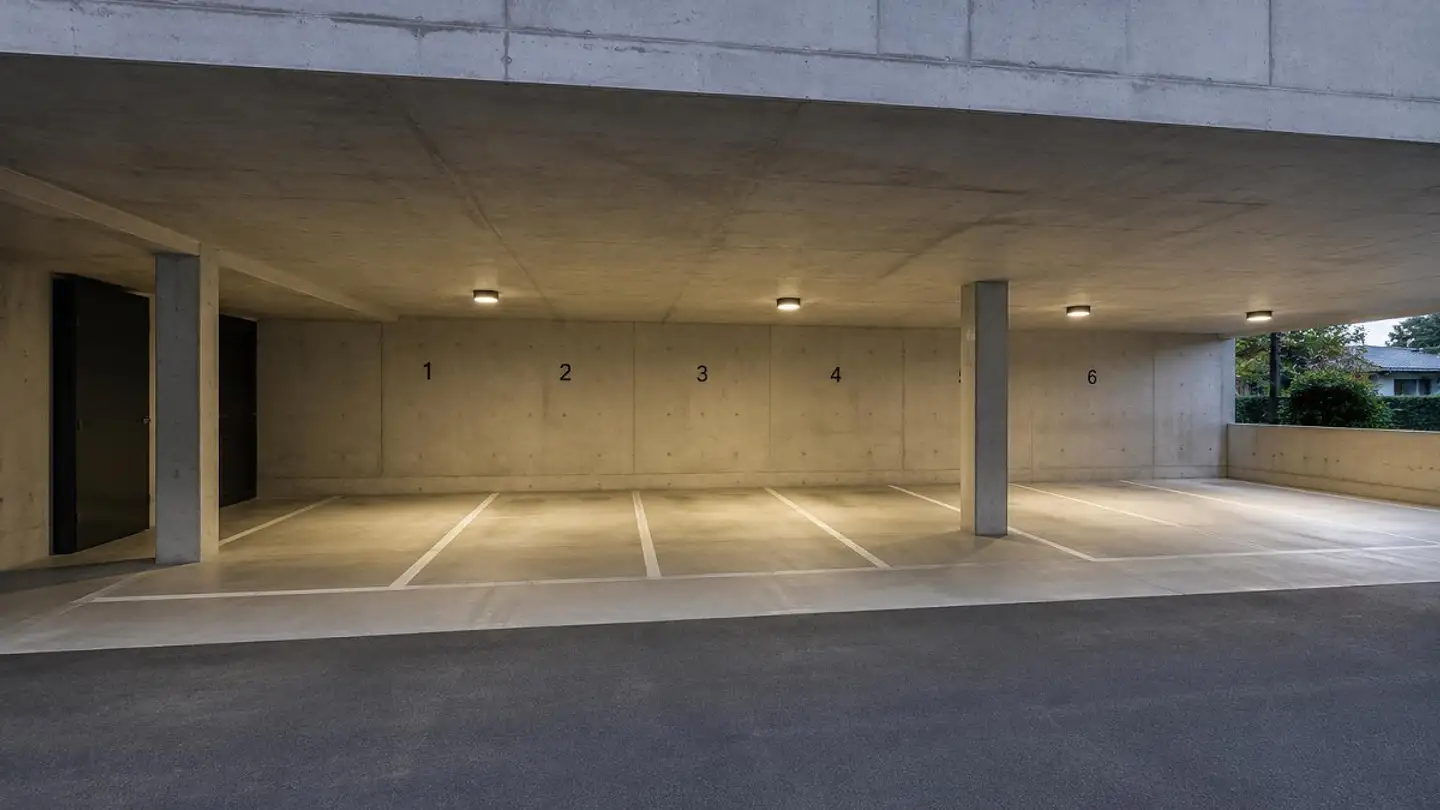 Covered parking space for rent - Via Vallemaggia 21, 6600 Locarno