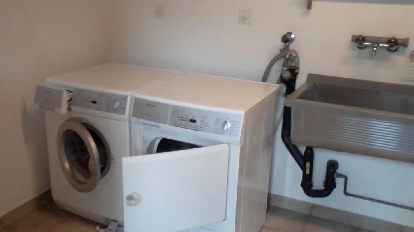 Einfamilienhaus mieten - Caraa De Neer 5, 6535 Roveredo GR - Foto 3