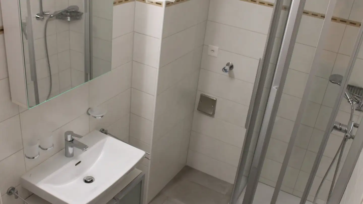 Appartamento in affitto - Avenue Du Lac 45, 2024 St-Aubin-Sauges - Foto 3