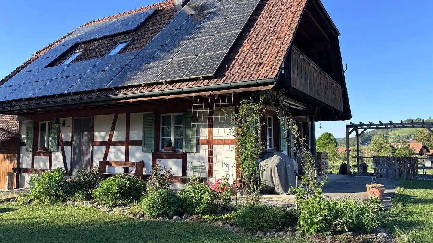 Einfamilienhaus mieten - Gmeisstrasse 18, 3665 Wattenwil