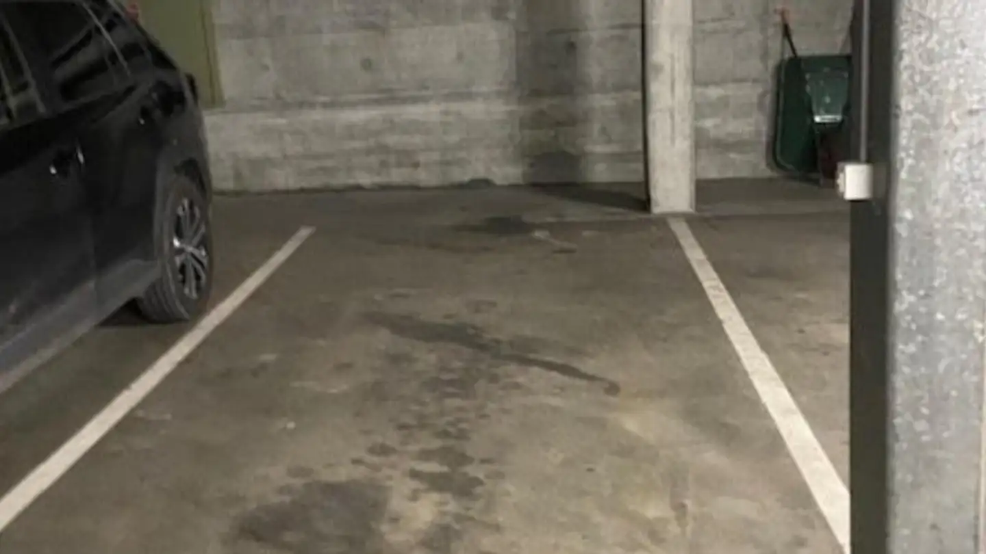 Parcheggio sotterraneo in affitto - Schaufelweg 19, 3098 Schliern b. Köniz - Foto 4