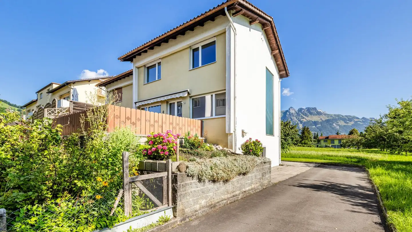 Doppelhaushälfte kaufen - Dorfengrabenstrasse 15, 9472 Grabs