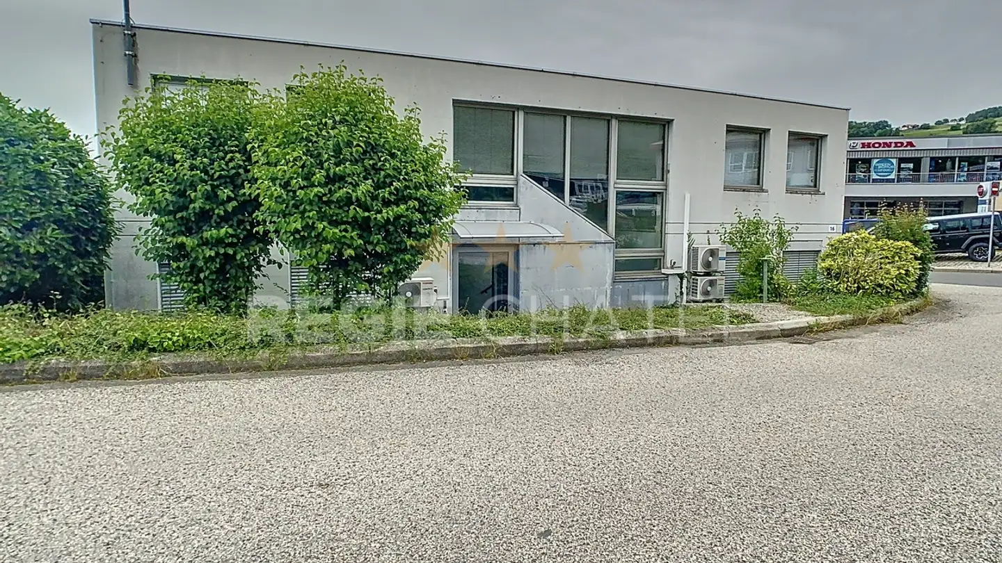 Spazio ufficio in affitto - Route Industrielle, 1806 St-Légier-La Chiésaz - Photo 2