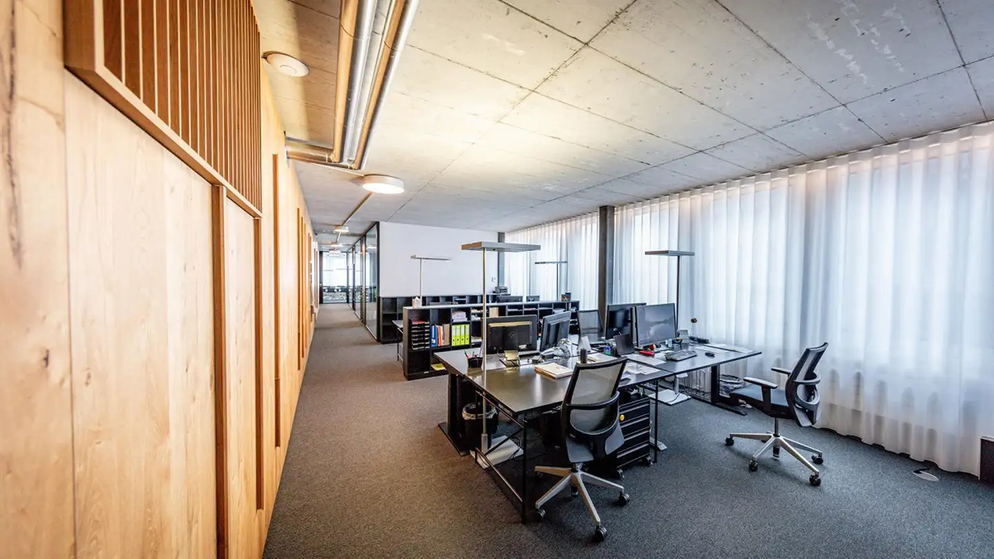 Mixed-use building for rent - Luzernerstrasse 15c, 5630 Muri AG - Photo 4