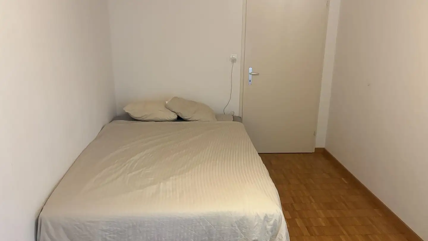 Single room for rent - Hardaustrasse 23, 8003 Zürich