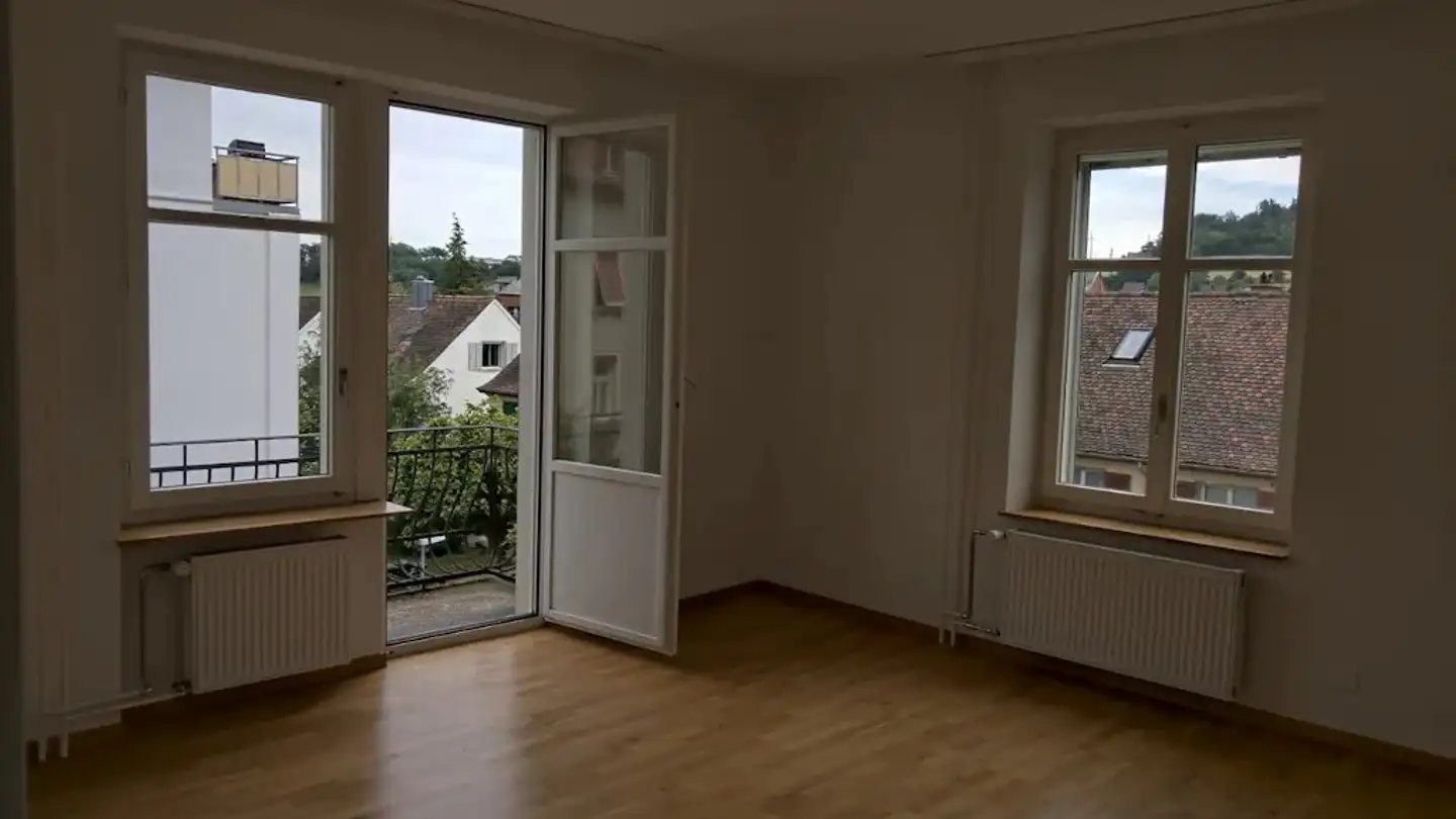 Apartment for rent - Zentralstrasse, 8212 Neuhausen am Rheinfall - Photo 2