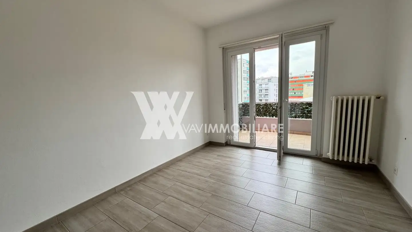 Apartment for rent - Via Vincenzo Vela, 6830 Chiasso - Photo 4