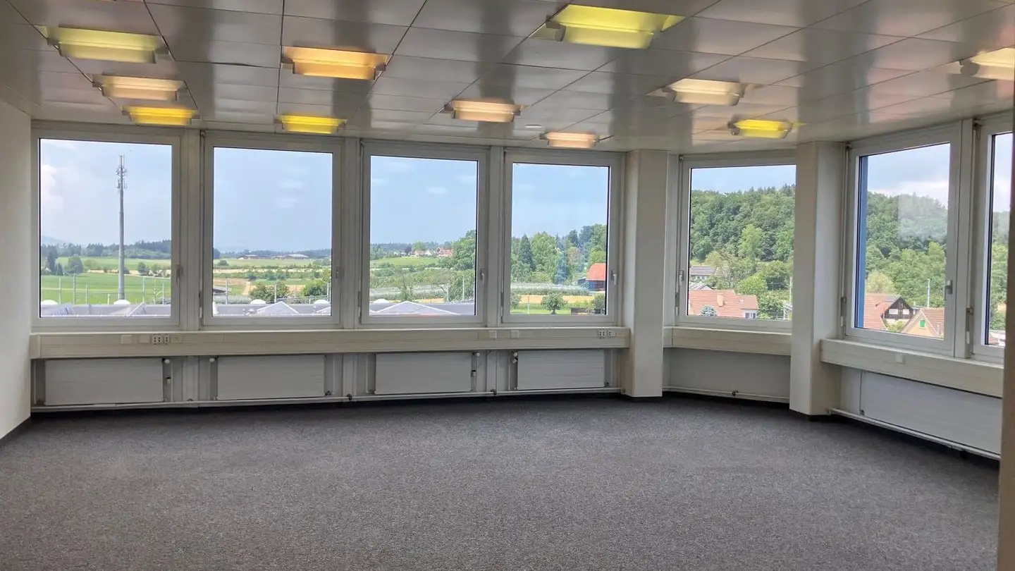 Office space for rent - Vogelsangstrasse 15, 8307 Effretikon