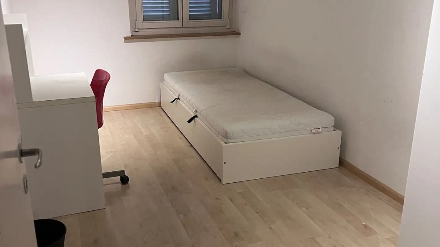 Chambre à louer - Bölchenstrasse 4, 4127 Birsfelden