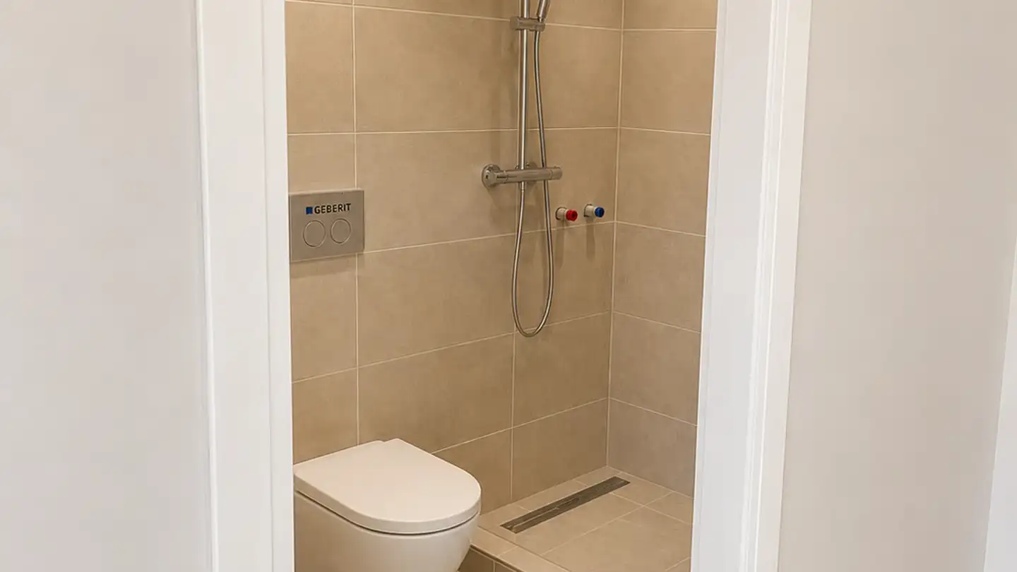 Appartement à louer - Hauptstrasse, 4446 Buckten - Photo 2