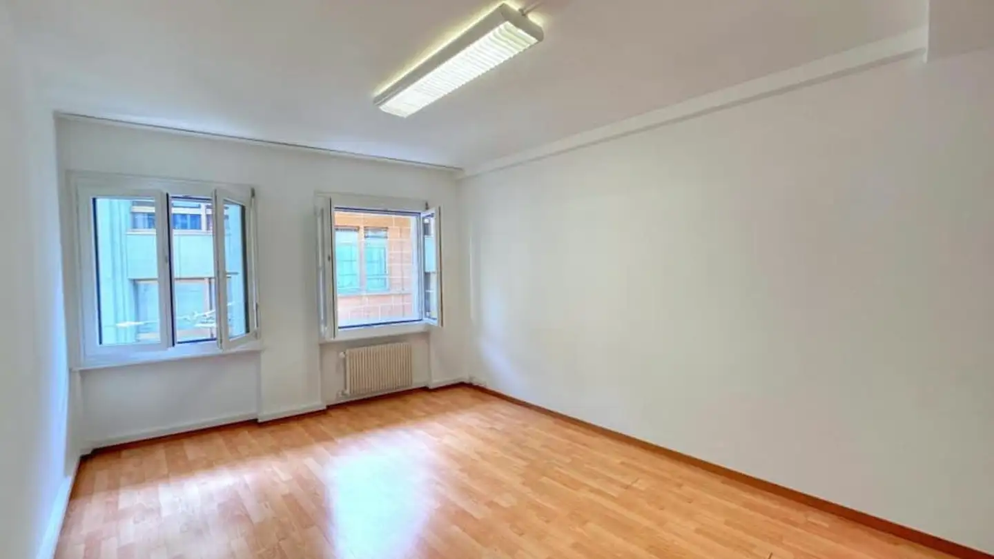Commercial for rent - Rue Du Pont 4, 1003 Lausanne