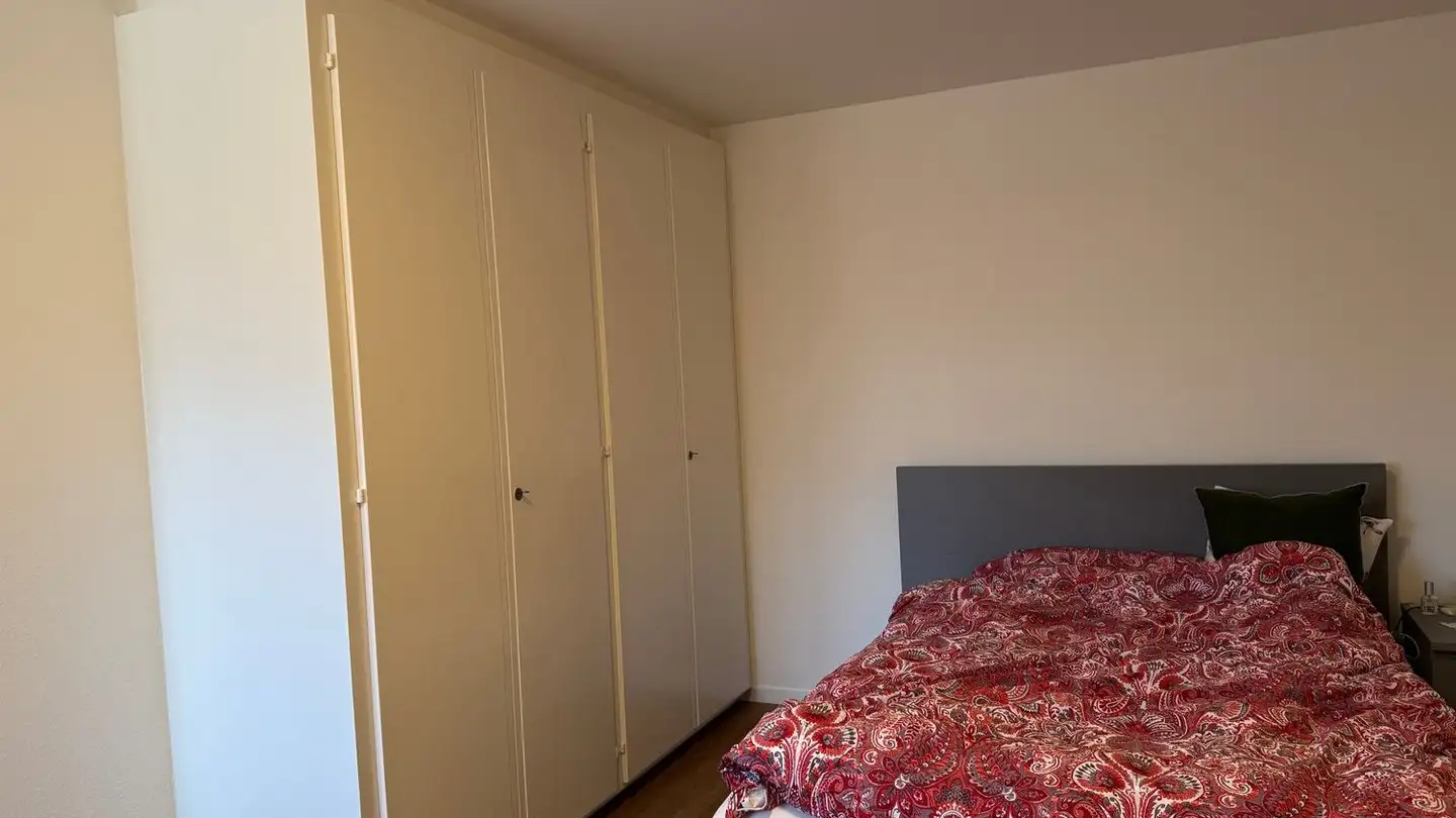 Attique à louer - Rue De L'hôpital 11, 2000 Neuchâtel - Photo 2