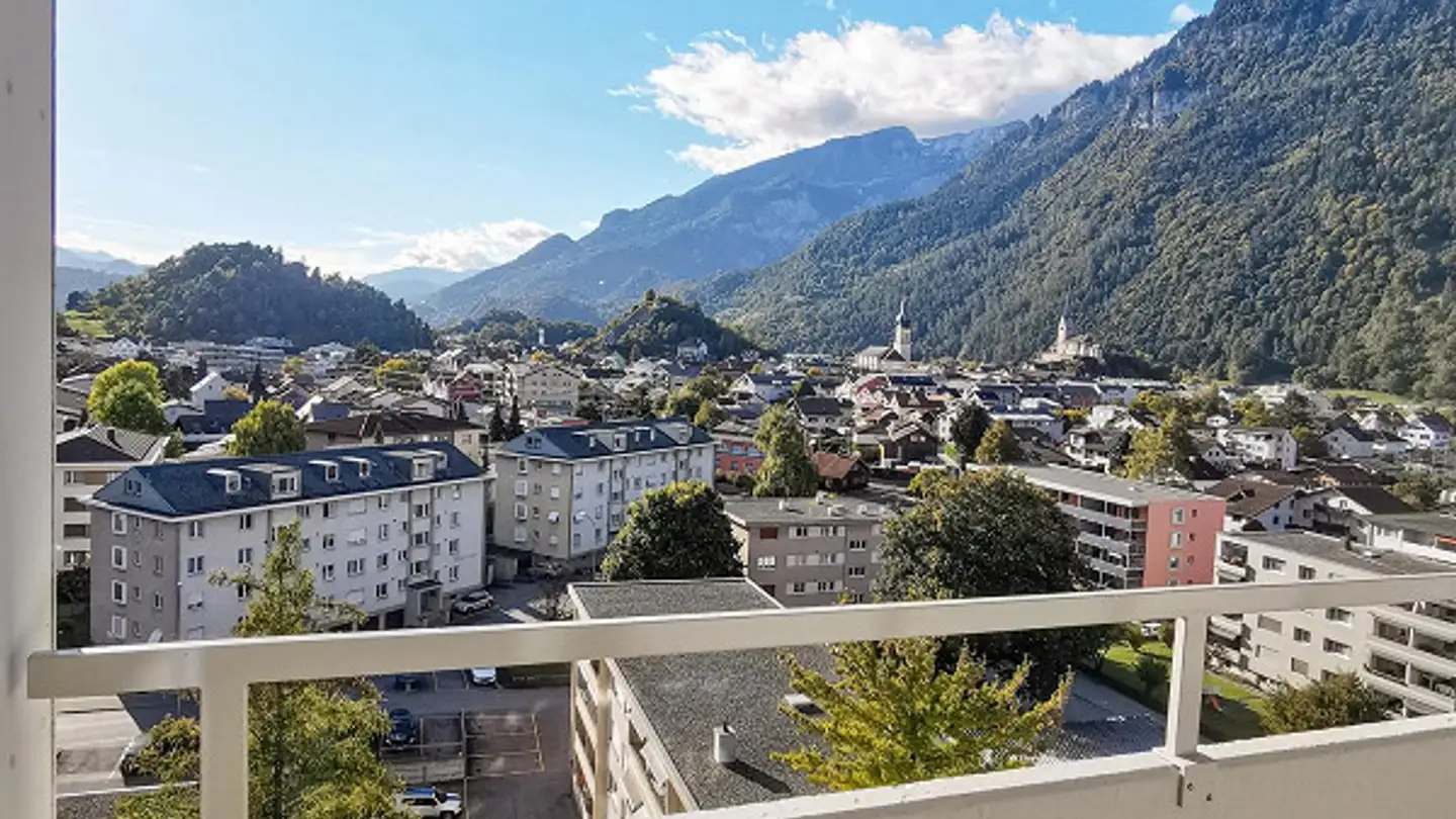 Penthouse for rent - Via Calundis 19a, 7013 Domat/Ems