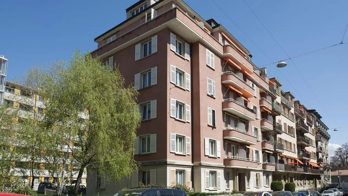 Place de parking extérieure à louer - Rue Gustave- Moynier 8, 1202 Genève - Photo 2